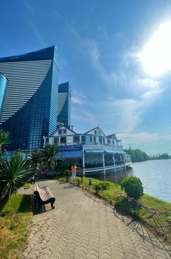 Luxury Sea View Apartments In Orbi City Batumi Bagian luar foto
