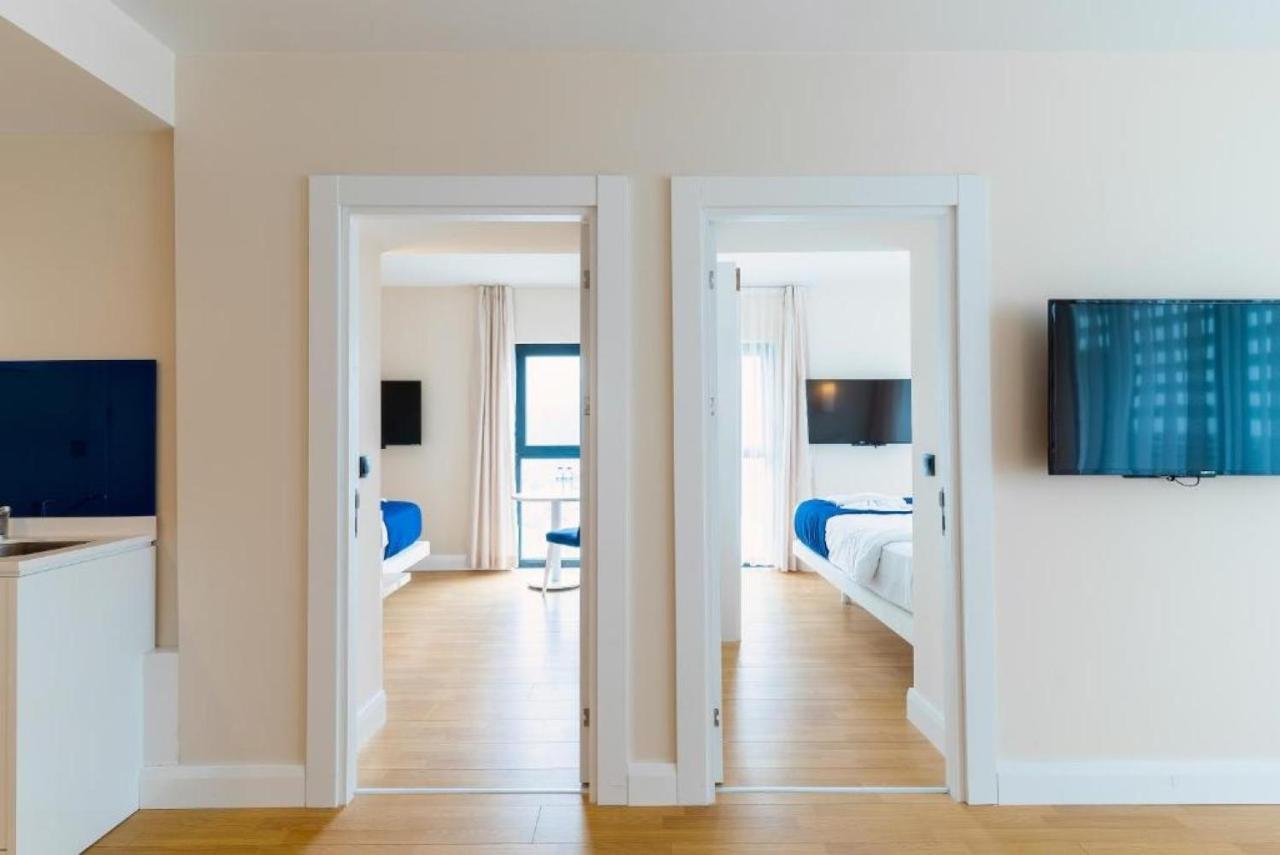 Luxury Sea View Apartments In Orbi City Batumi Bagian luar foto
