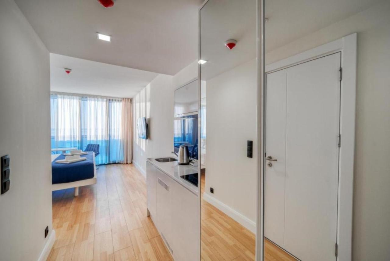 Luxury Sea View Apartments In Orbi City Batumi Ruang foto