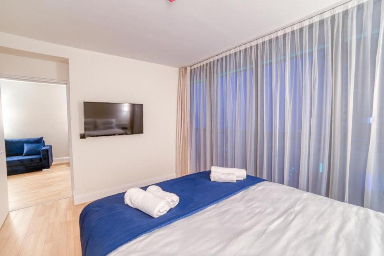 Luxury Sea View Apartments In Orbi City Batumi Bagian luar foto