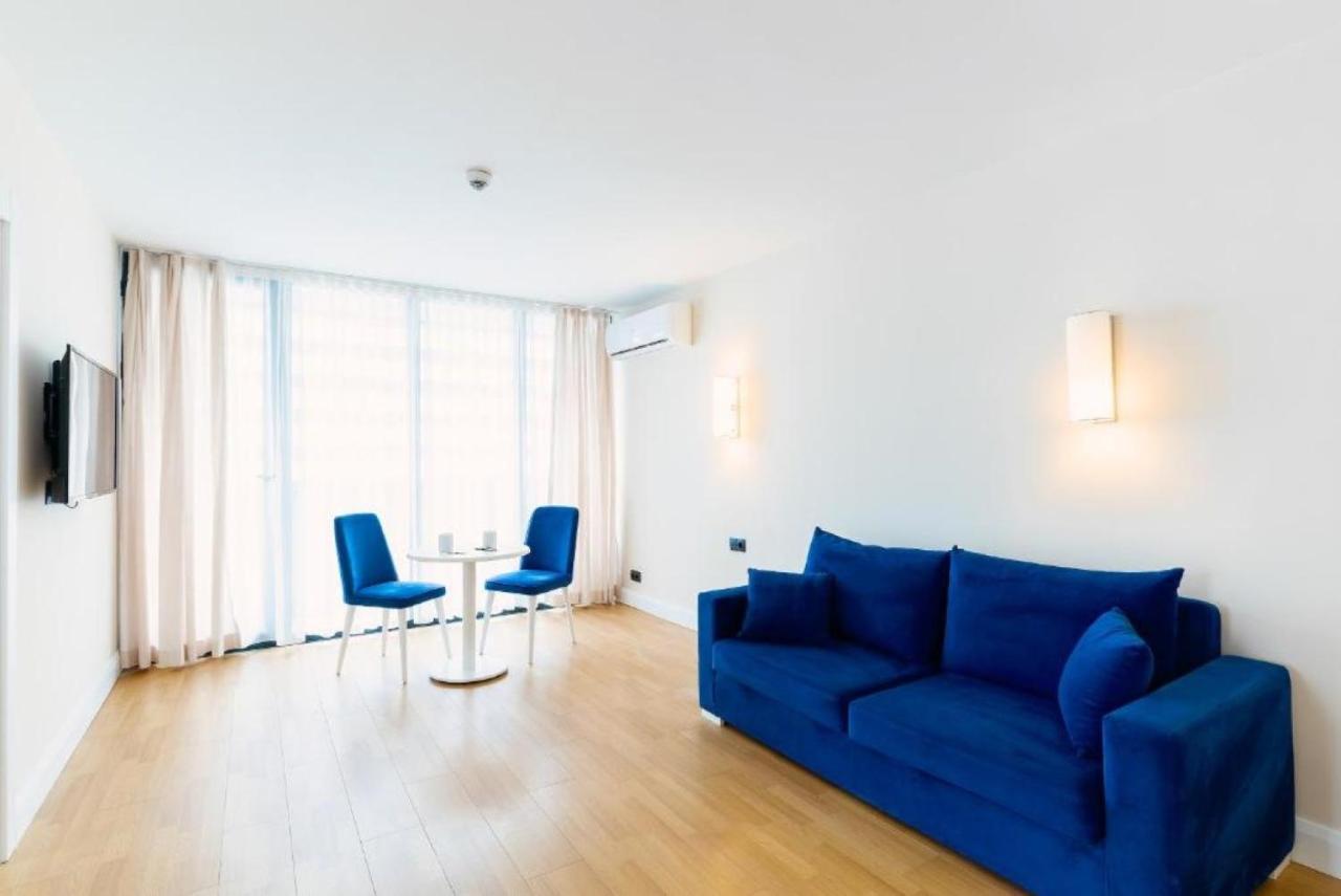 Luxury Sea View Apartments In Orbi City Batumi Bagian luar foto