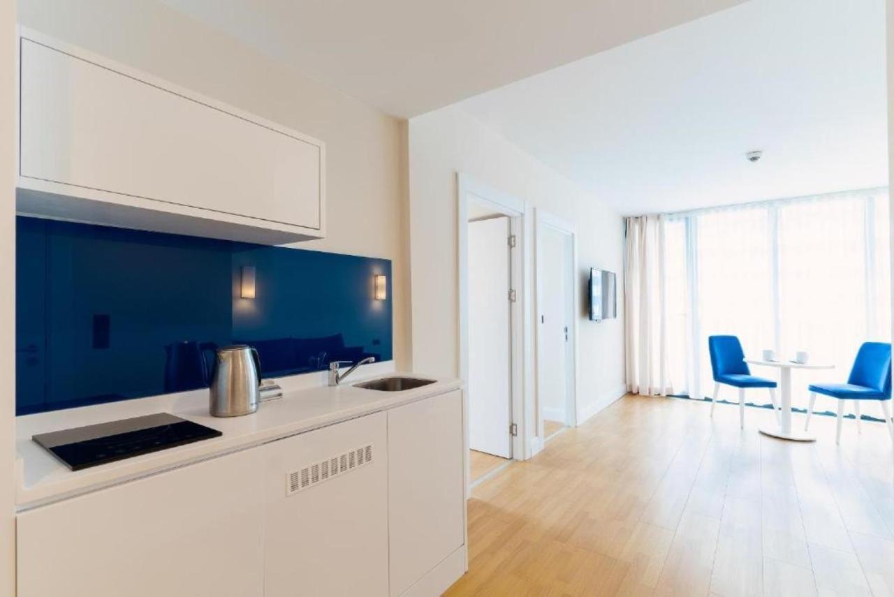 Luxury Sea View Apartments In Orbi City Batumi Bagian luar foto