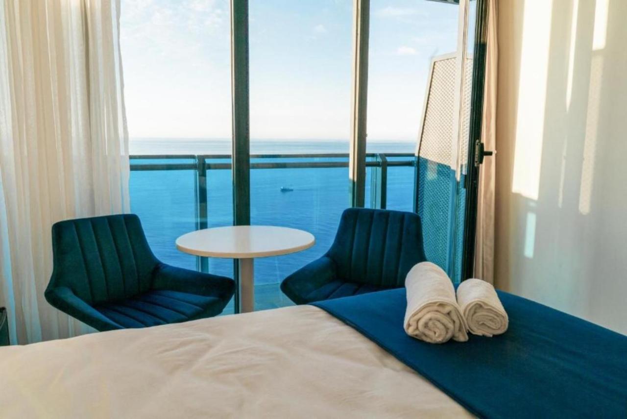 Luxury Sea View Apartments In Orbi City Batumi Bagian luar foto